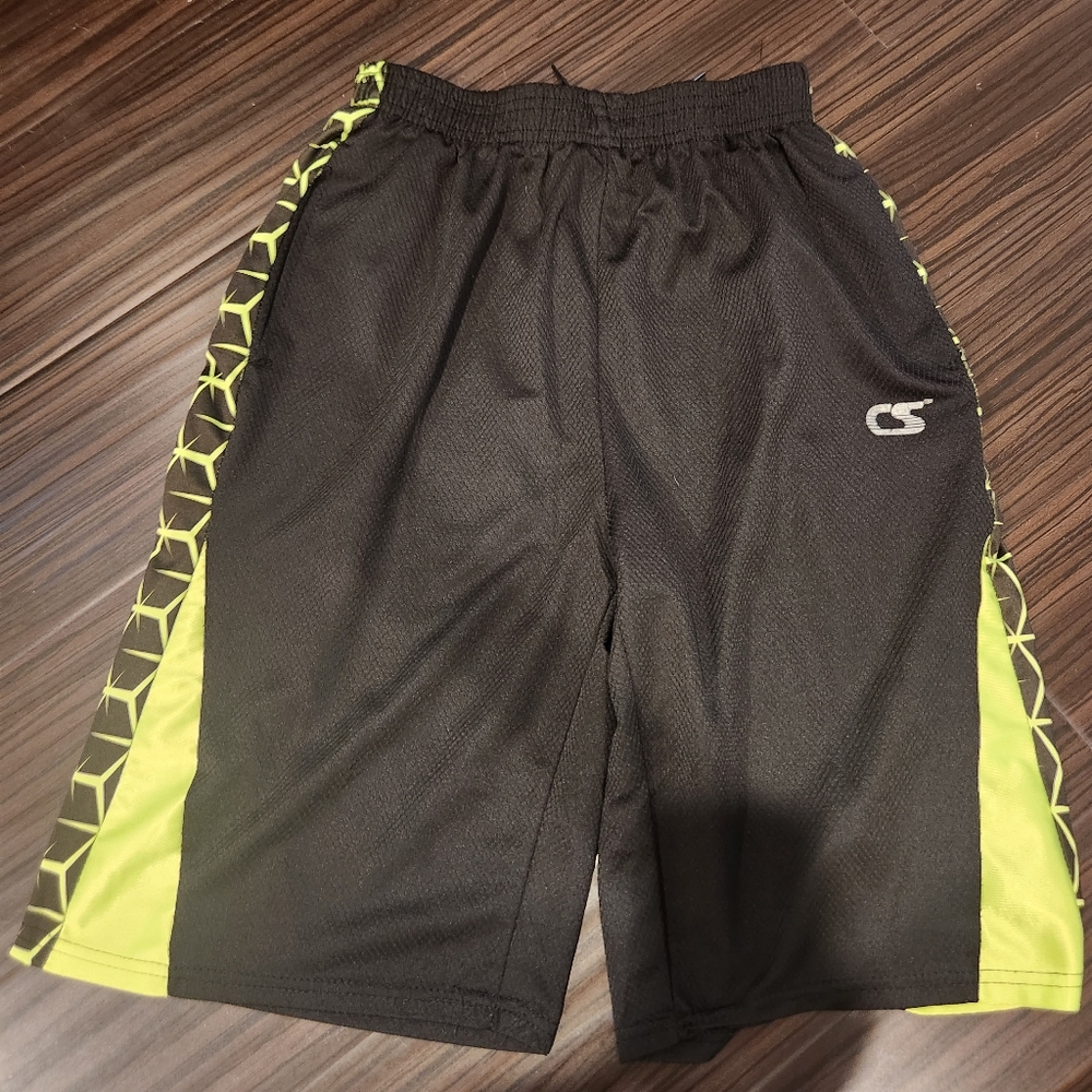 CS Sport Boys Basketball Short - size 18/20